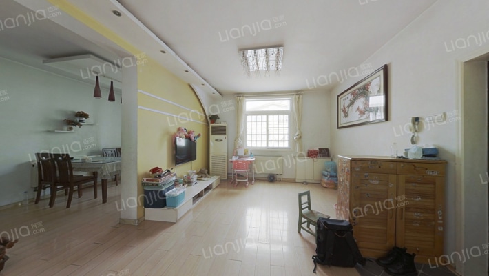 泰山嘉园二手房实景图