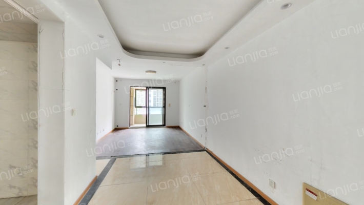 融创蓝山印象二手房实景图