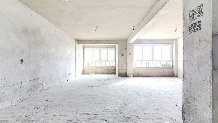 青龙华庄二手房实景图