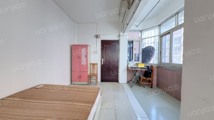 海怡阁二手房实景图