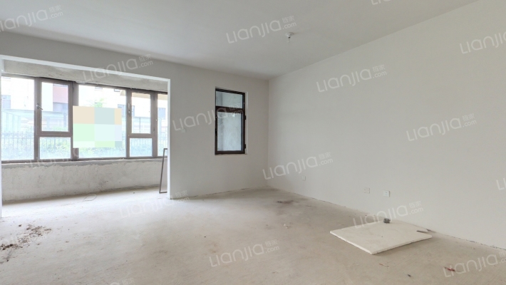 国泰朗庭二手房实景图