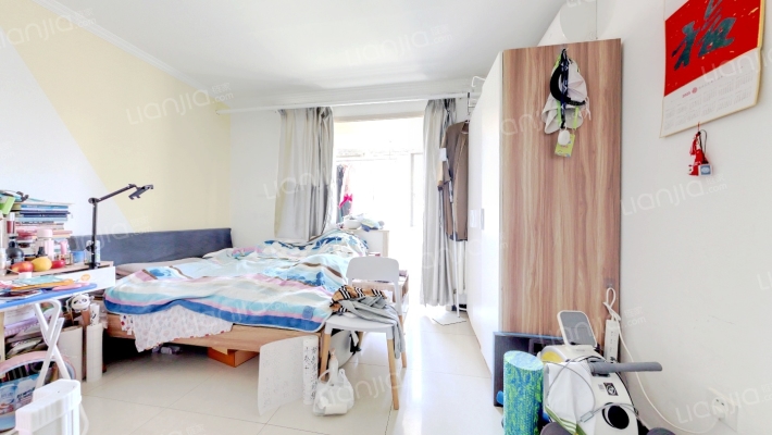 白菜湾四巷17号院二手房实景图