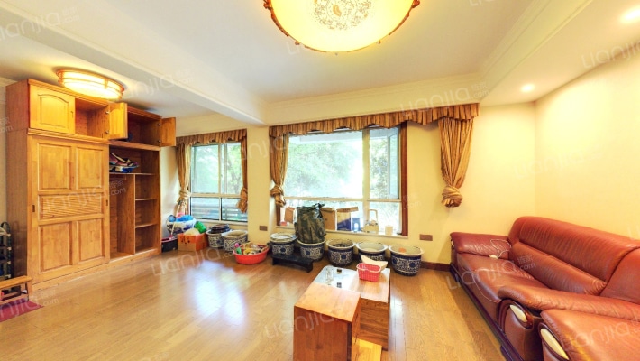 南晶国际南庭二手房实景图