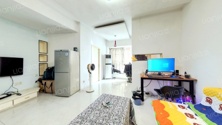 彩泉风情港二手房实景图