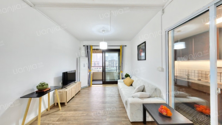 新江与城清晖时光二手房实景图