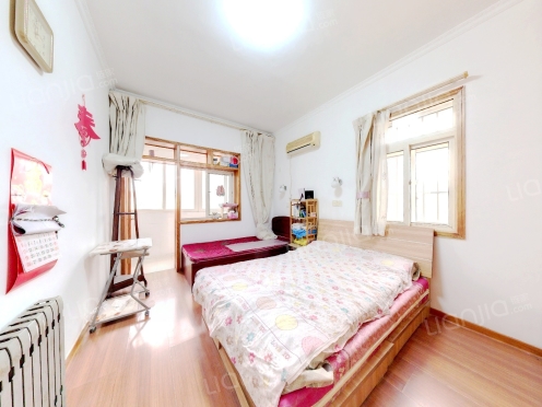 整租·瞿塘峡路 2室0厅 南/北