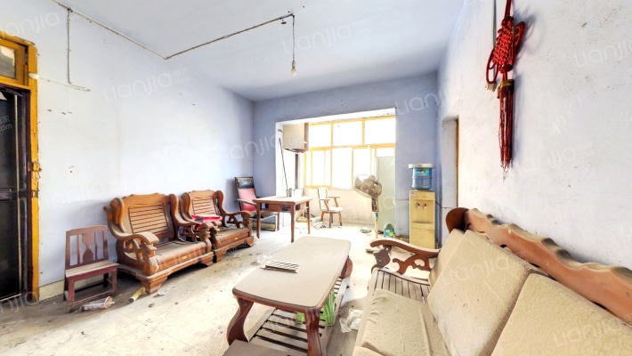 教育局宿舍二手房实景图