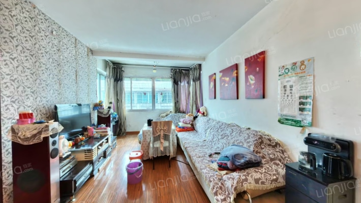 花溪大道中段67号二手房实景图