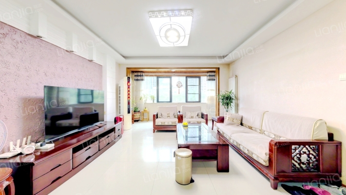 雅荷春天二手房实景图