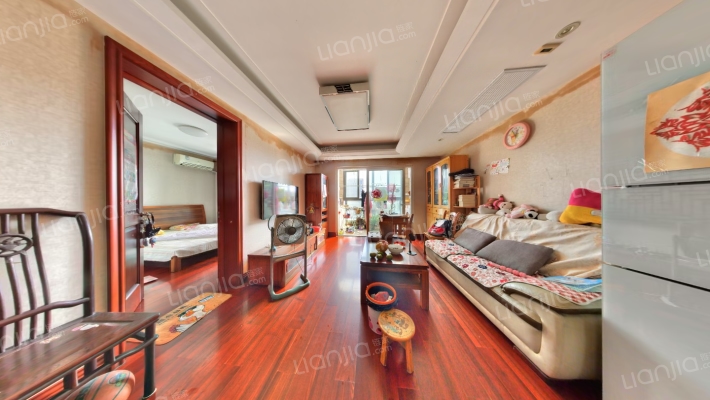 金地栖霞居二手房实景图