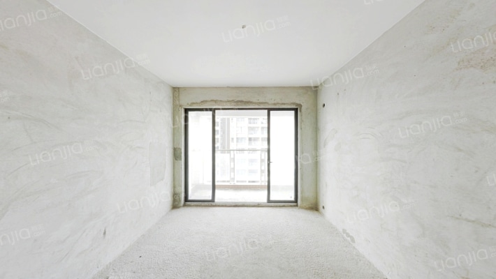 高盛花园二手房实景图