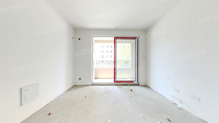 吾悦华府三期二手房实景图