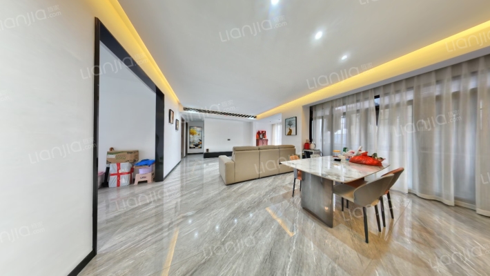 水岸公园二手房实景图