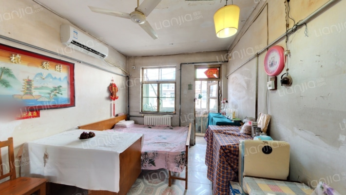 山大南路77号二手房实景图