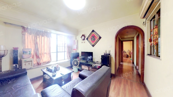 恒宝华庭二手房实景图