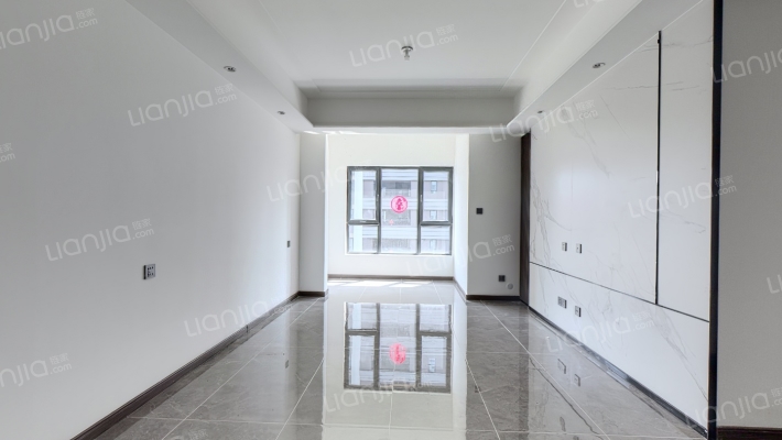 龙湖天璞二手房实景图