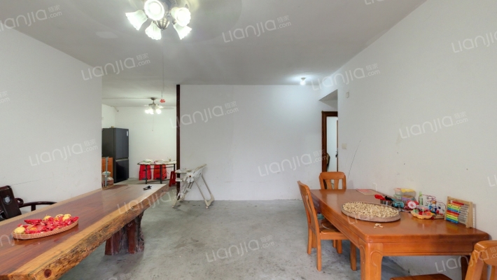 长城世家二手房实景图