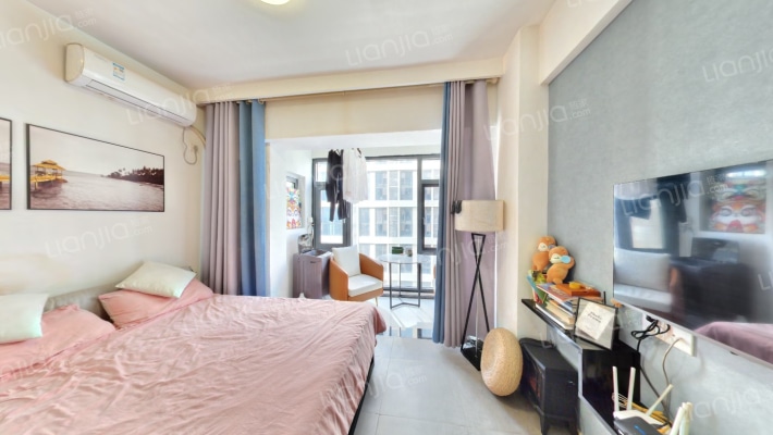 绿地城DK1二手房实景图