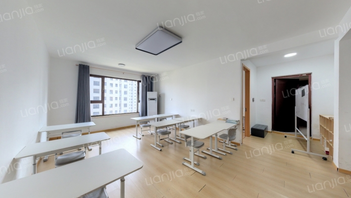 东尚名庭二手房实景图