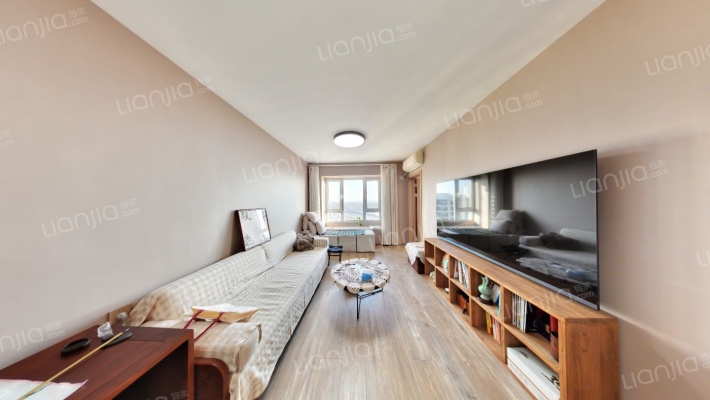 万科翡翠大道南苑二手房实景图