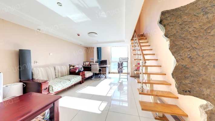 鲁商国奥城二手房实景图