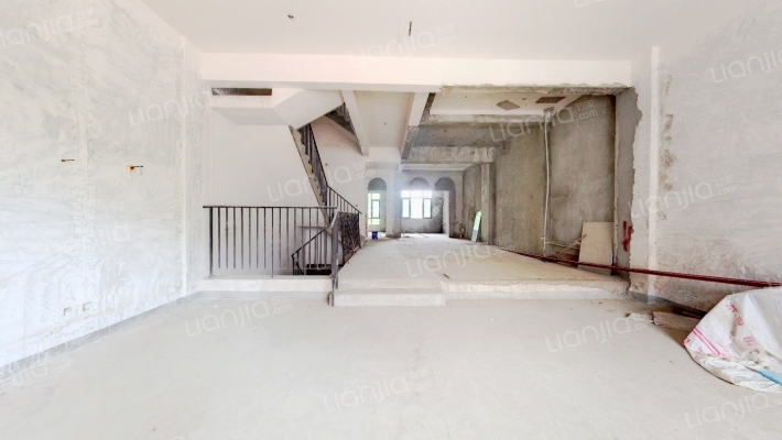 金域蓝湾二区二手房实景图