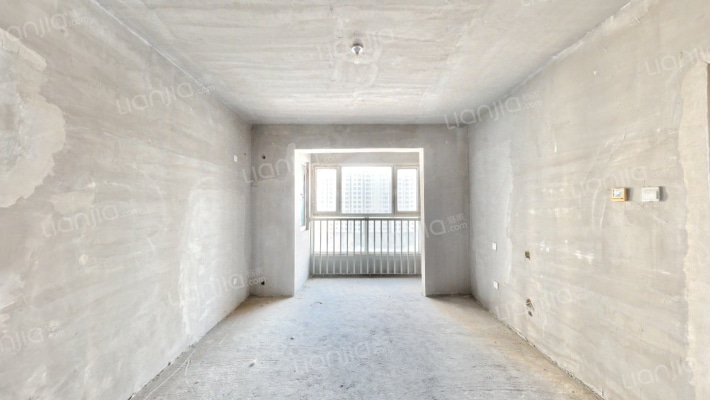 蓝山庭苑二手房实景图