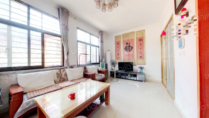 龙泉街1643号西区二手房实景图