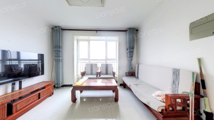 开发区全南两居精装修 交通方便-客厅