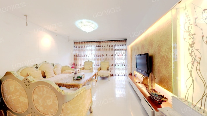 中天翡翠城二手房实景图