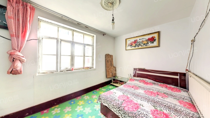 门球场二手房实景图