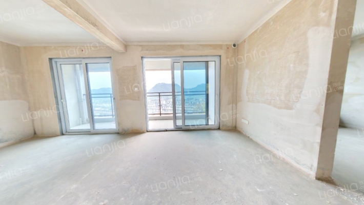 西径晓风苑二手房实景图