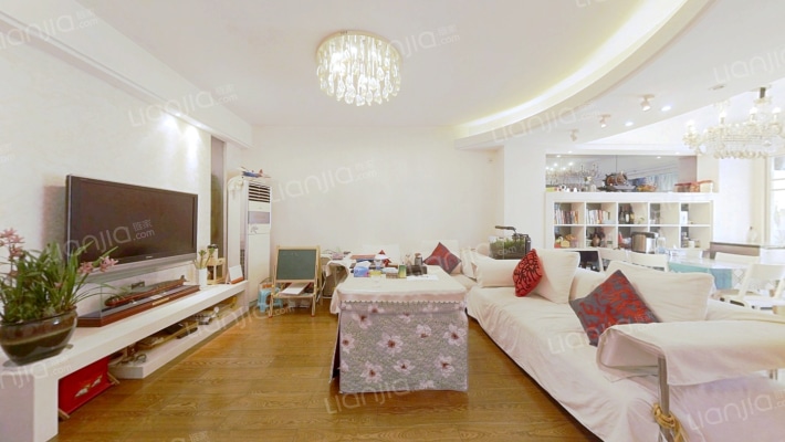 新天地东区二手房实景图