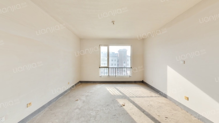 倚能维兰德小镇二手房实景图