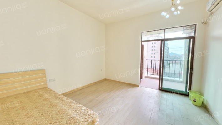 东城38号二手房实景图