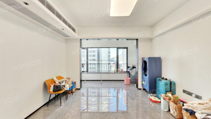 中海寰宇天下汇德里二手房实景图