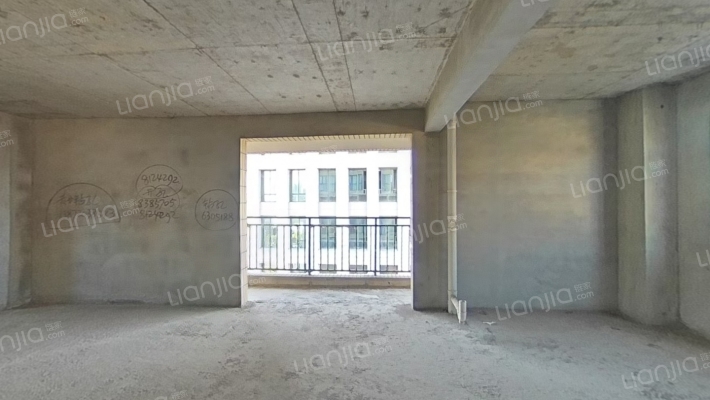 悦蓝轩二手房实景图