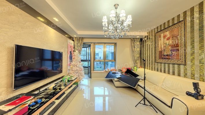 外滩·豪景苑二手房实景图