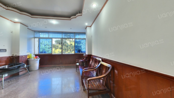 爱联水泥厂小区二手房实景图