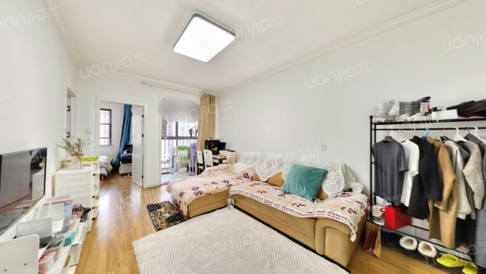 时代花园东区二手房实景图