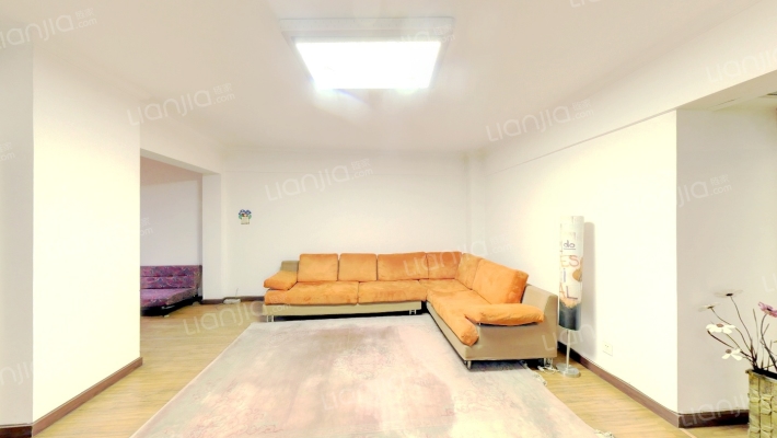 万盛花园二手房实景图