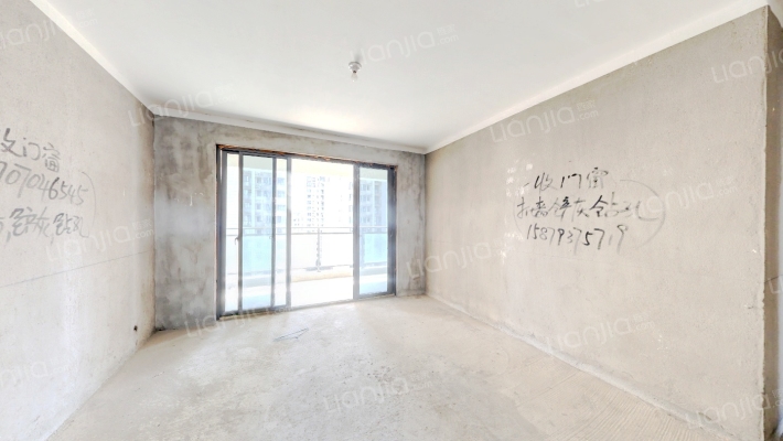 晶科滨江1号二手房实景图