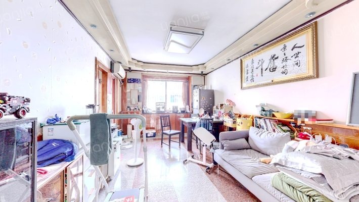 上高里二手房实景图