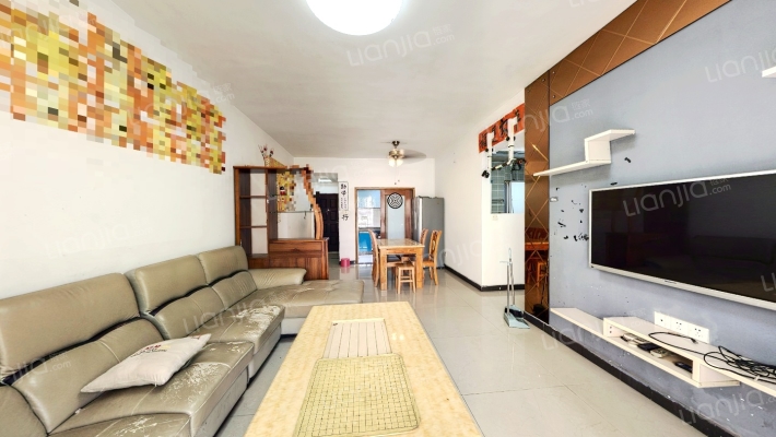 新天地华庭二手房实景图