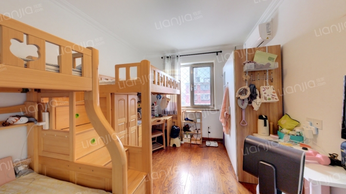 首体家属院二手房实景图