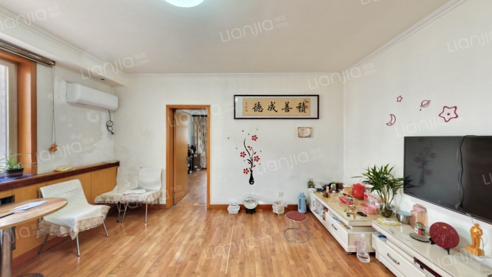 世达花园二手房实景图