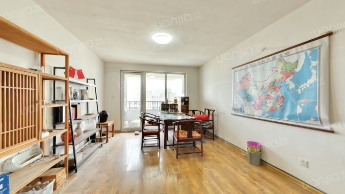 海尔云世界天玺二手房实景图