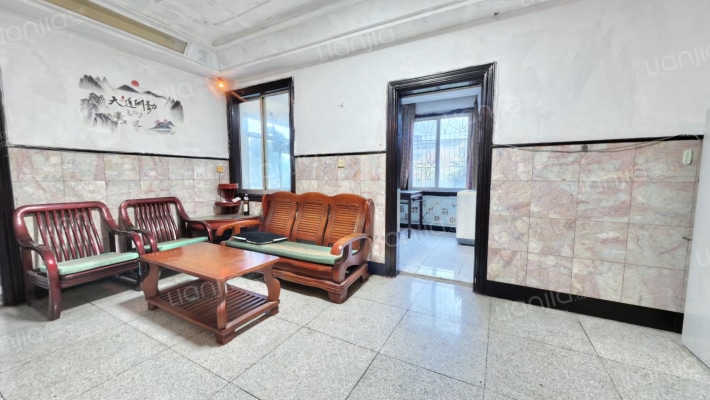 东藩小区二手房实景图