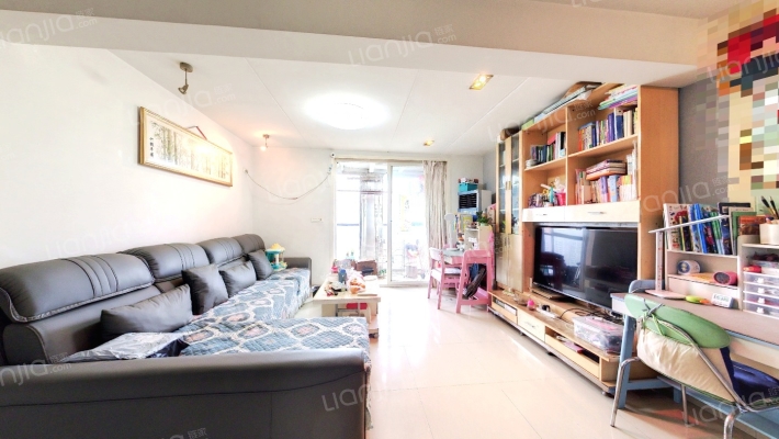 骄阳天际二手房实景图