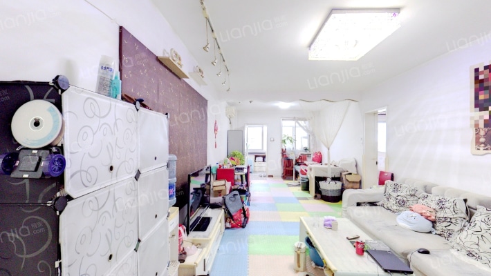 海兰公寓二手房实景图